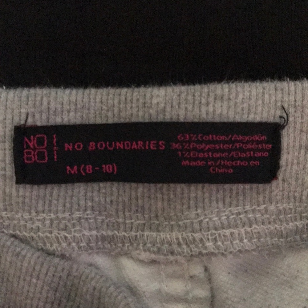 Capris - Picture 4 of 4